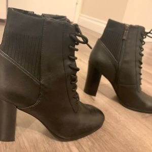 Brand new Kenneth Cole boots (super comfy)